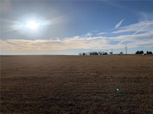 7925 S Richland Road, Mustang, OK 73064