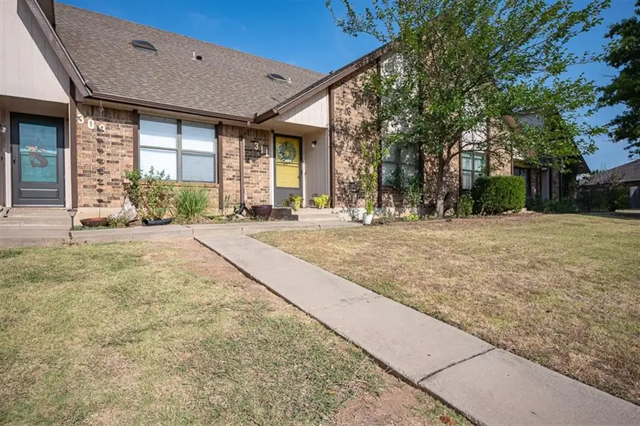 311 Glen Drive, Yukon, OK 73099 - #2