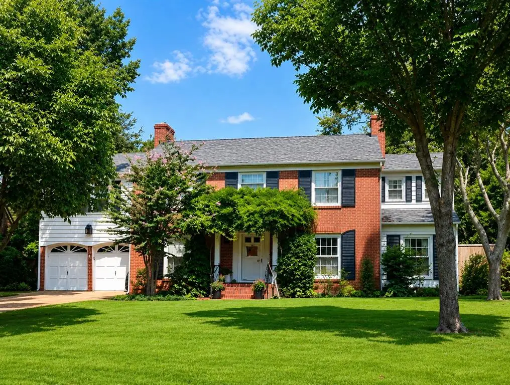 1907 Huntington Avenue, Nichols Hills, OK 73116 - #1