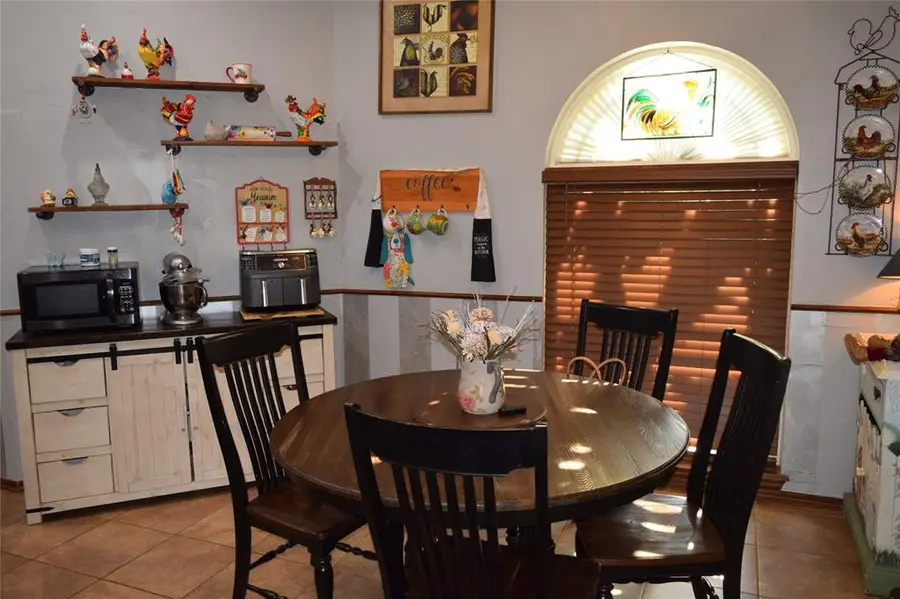 108 Remington Avenue, Midwest City, OK 73130 - #3