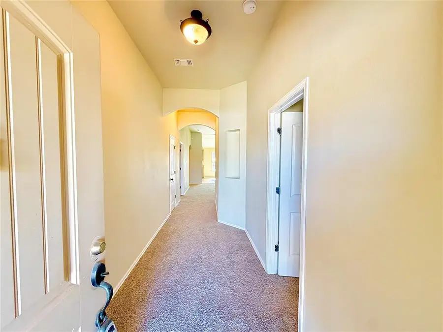 11136 NW 6th Terrace, Yukon, OK 73099 - #2
