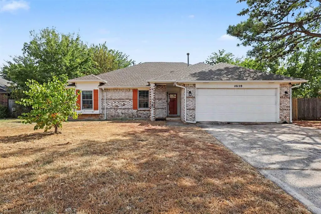 10128 Hollyhead Way, Yukon, OK 73099 - #1