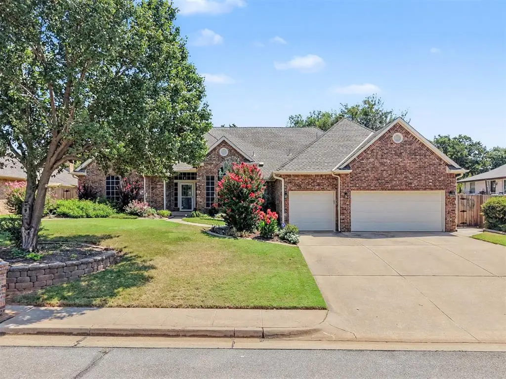 1112 N Creek Drive, Edmond, OK 73034 - #1