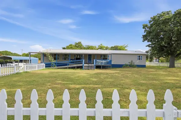 316 1st Street, Wanette, OK 74878