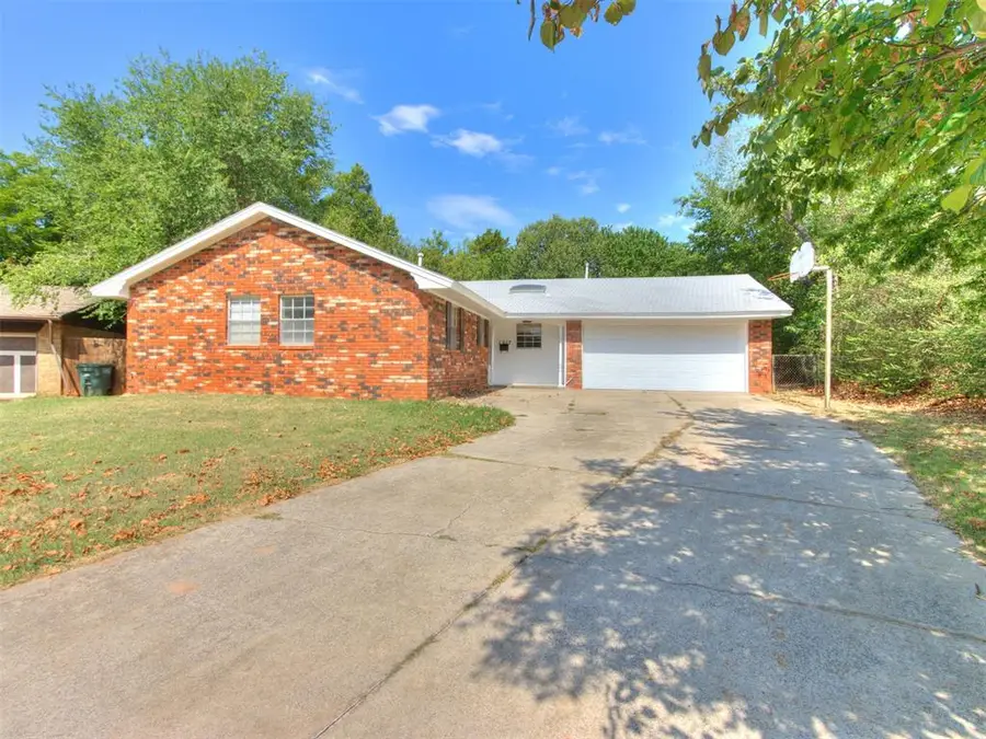 1217 Washington Street, Edmond, OK 73034 - #2