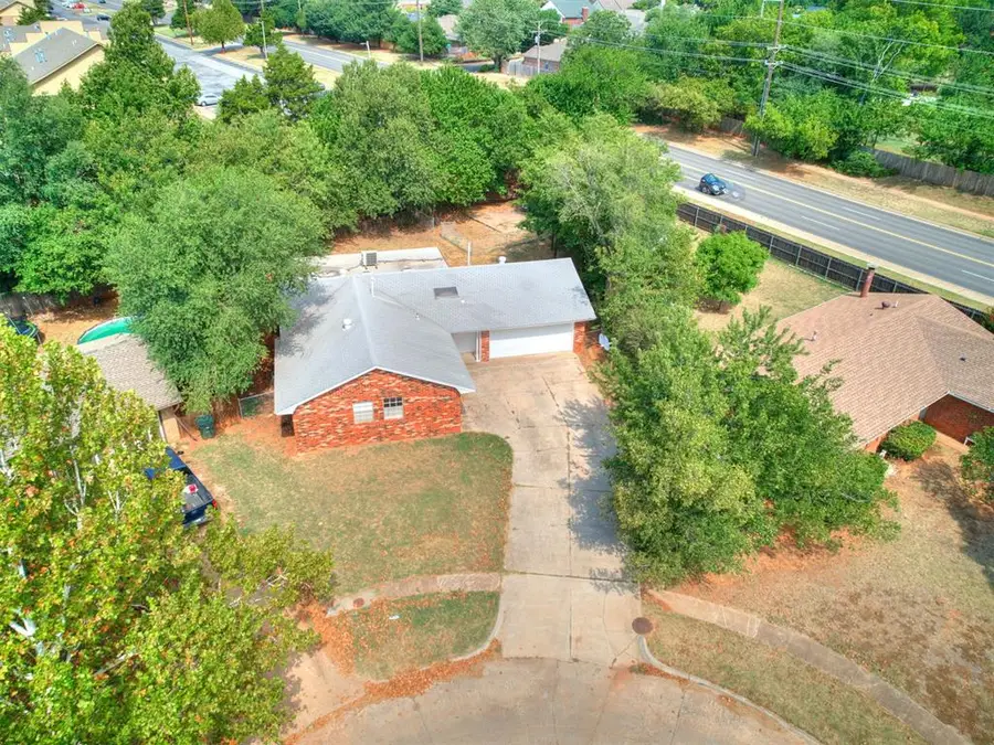 1217 Washington Street, Edmond, OK 73034 - #3