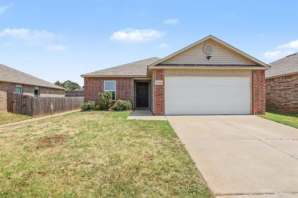 9804 Glover River Drive, Yukon, OK 73099