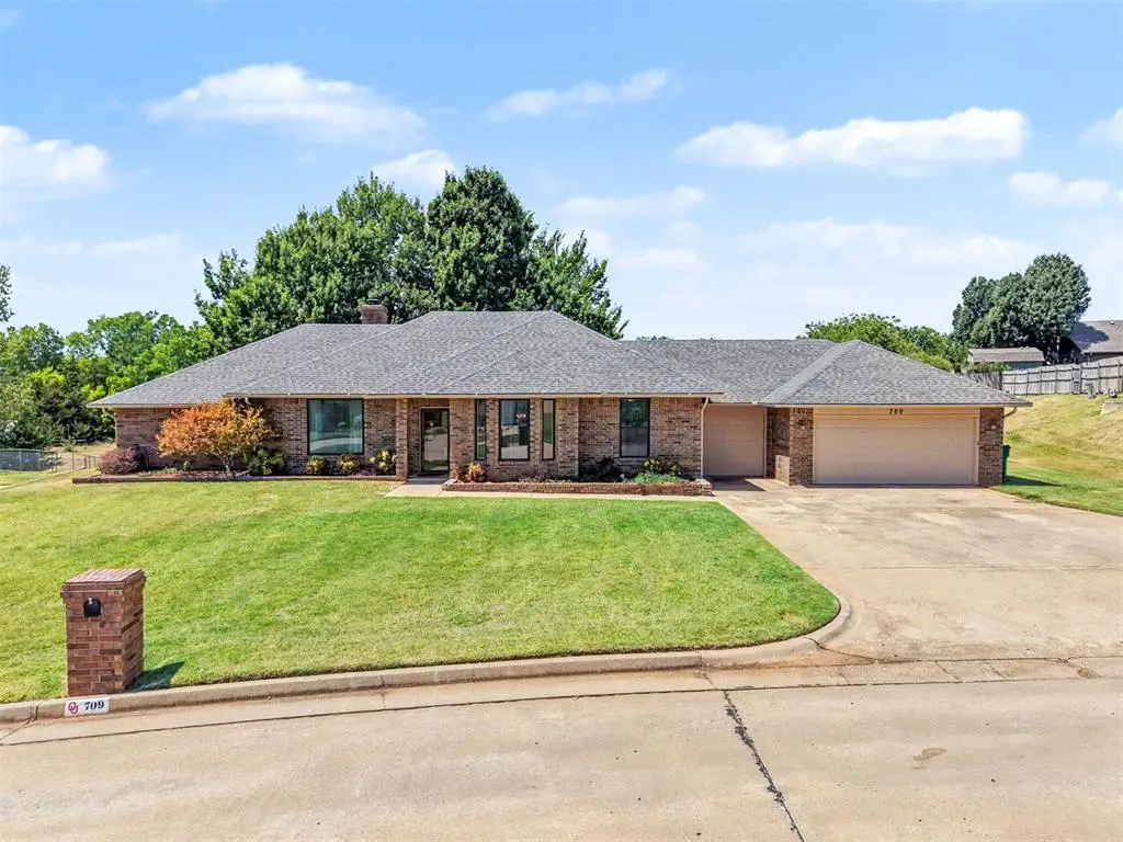 709 Azalea Hill Drive, Yukon, OK 73099 - #1