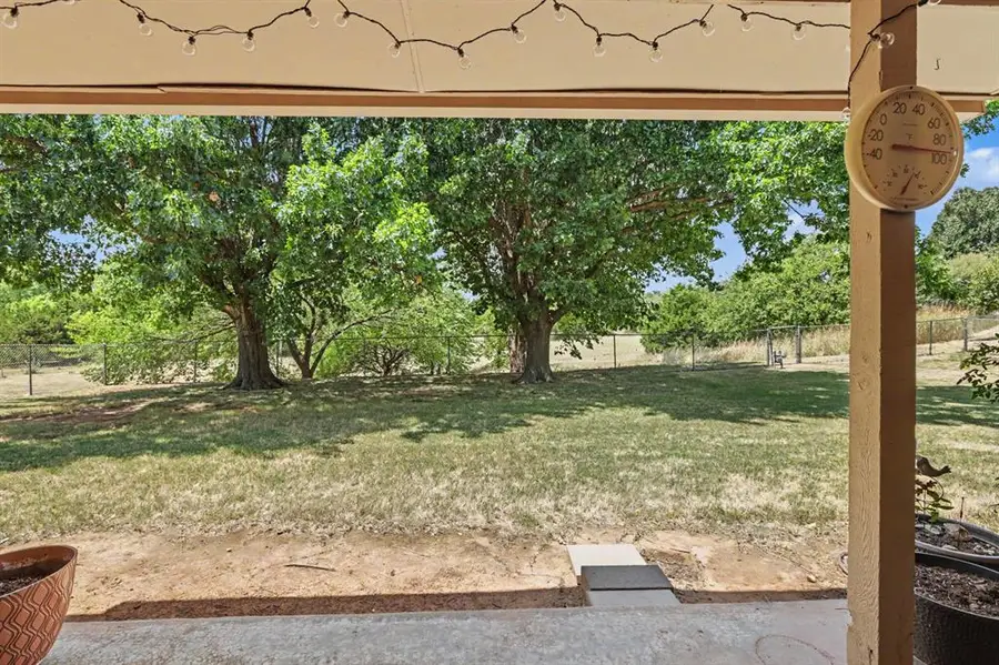 709 Azalea Hill Drive, Yukon, OK 73099 - #3