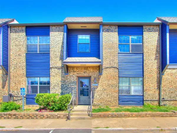 401 SE 12th Street #114, Norman, OK 73071