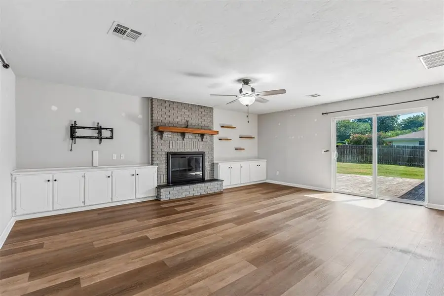 409 W Douglas Drive, Midwest City, OK 73110 - #2