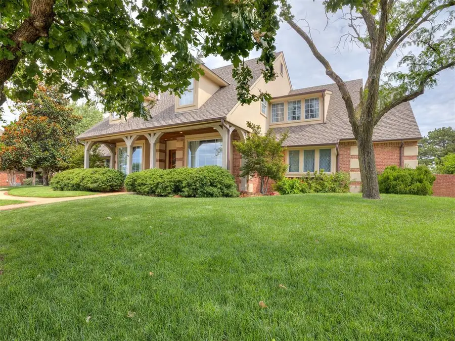 5812 Country Club Drive, Edmond, OK 73025 - #3