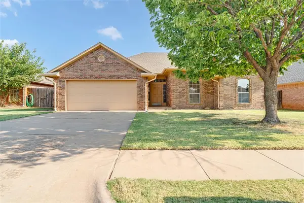 1717 Hemingway Drive, Edmond, OK 73013