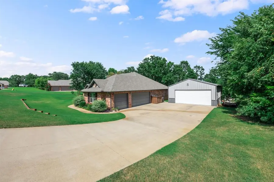 14220 Red Oak Drive, Edmond, OK 73034 - #3