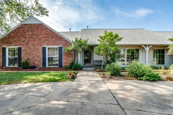 2924 Cornwall Place, Oklahoma City, OK 73120