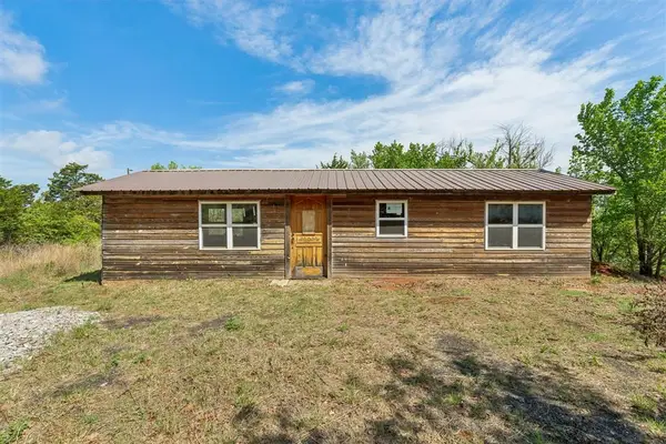 090012118 E Fifth Street, Hinton, OK 73047