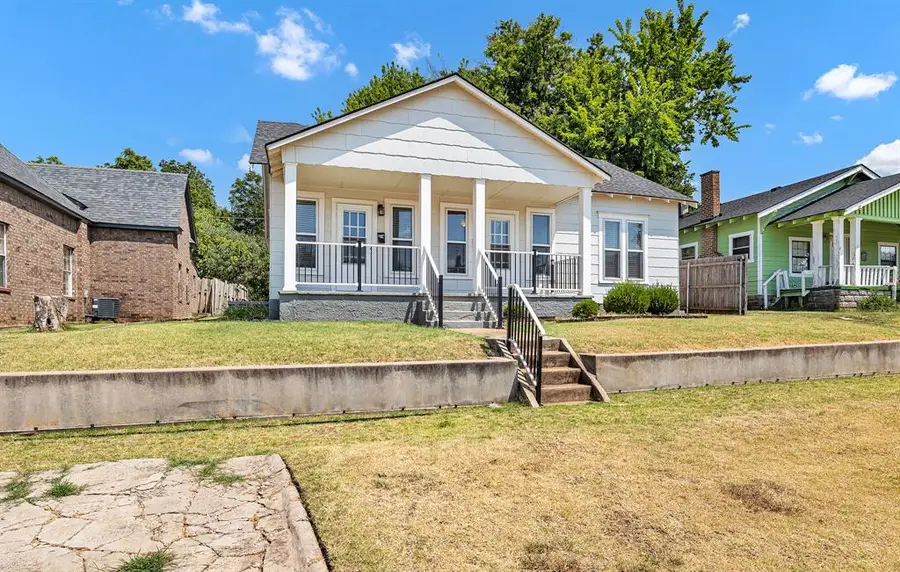 711 S Barker Avenue, El Reno, OK 73036 - #3