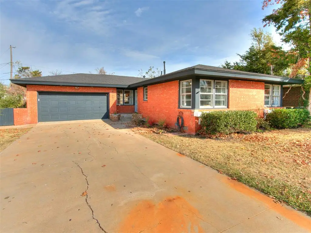 2657 Lakeside Drive, Oklahoma City, OK 73120 - #1