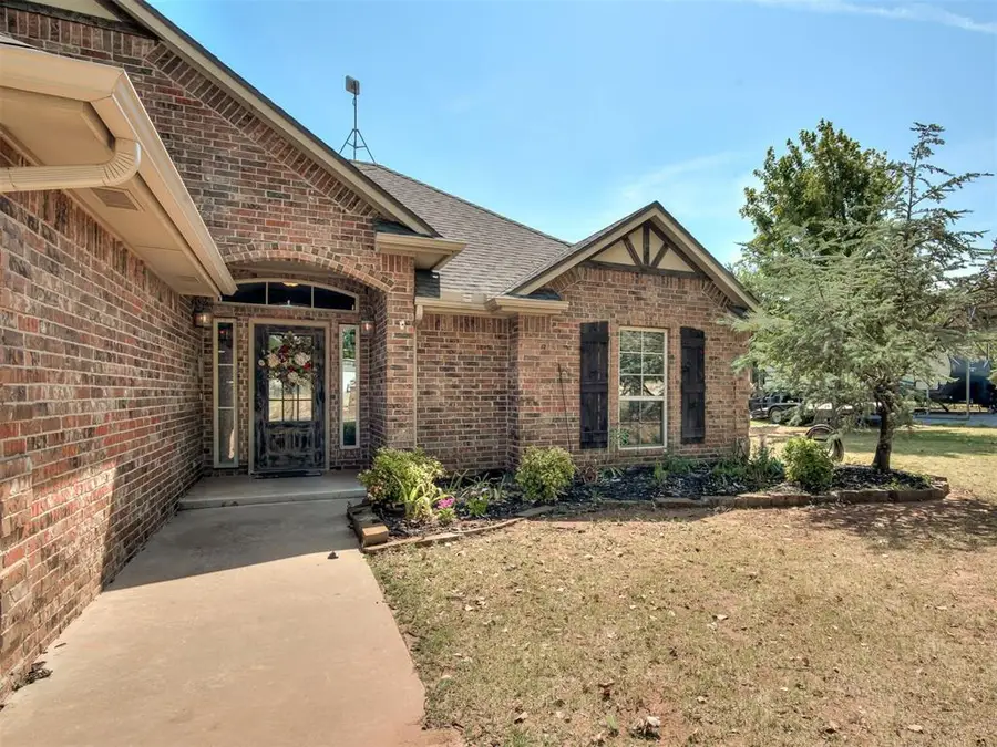 923 County Street 2935, Tuttle, OK 73089 - #2