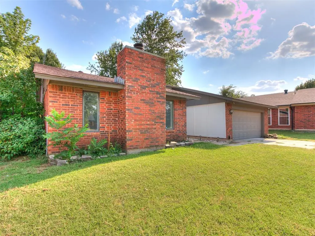 8208 N Crestline Court, Oklahoma City, OK 73132 - #1