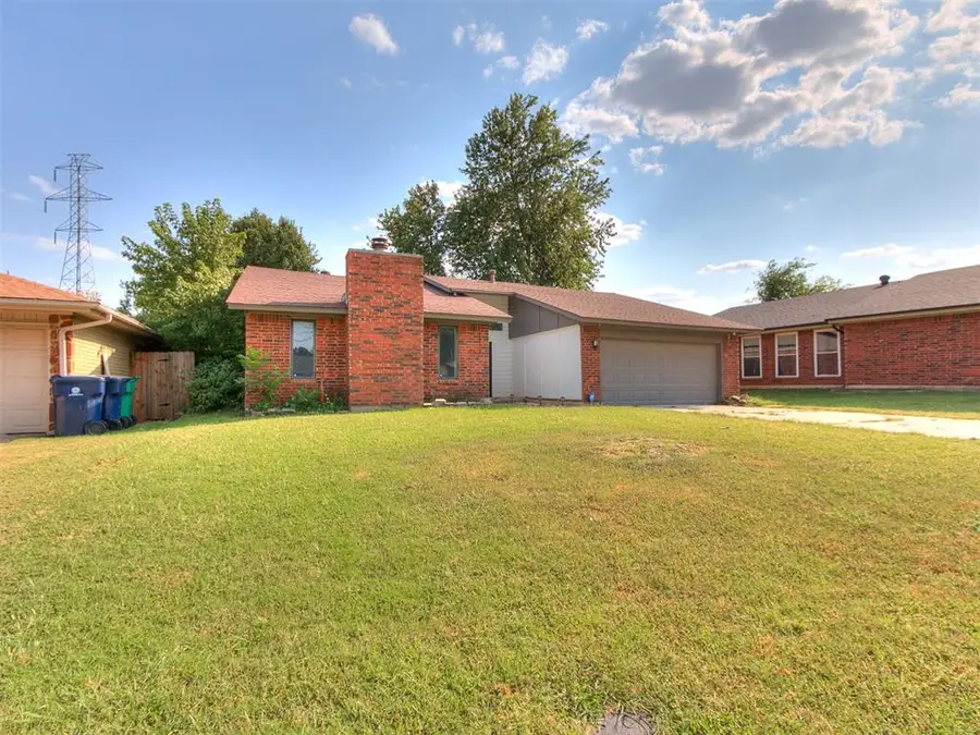 8208 N Crestline Court, Oklahoma City, OK 73132 - #2