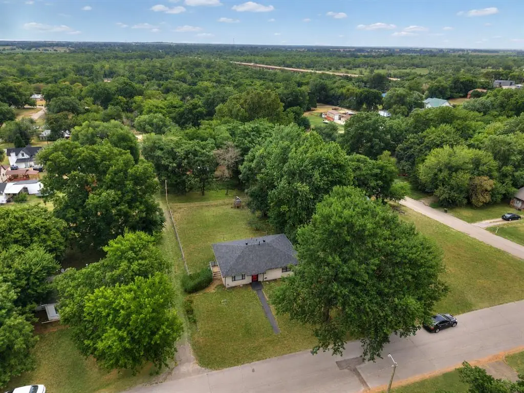 412 N 3rd Avenue, Purcell, OK 73080 - #1