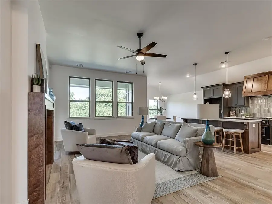 12501 Dolche Vita Drive, Yukon, OK 73099 - #2