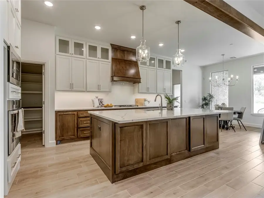7617 Leoma Lane, Oklahoma City, OK 73150 - #2
