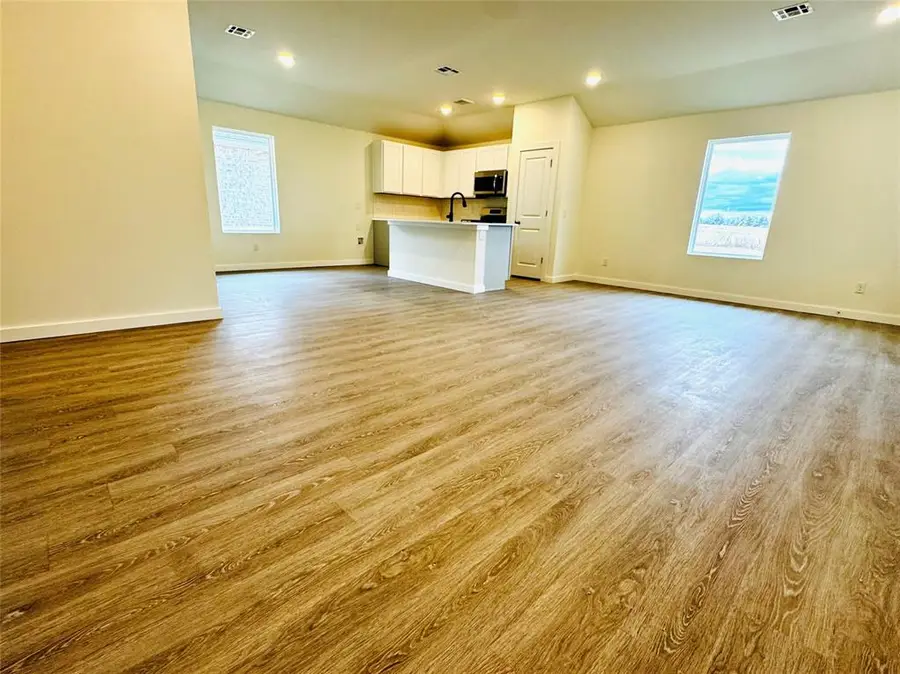 3140 Pennington Street, Harrah, OK 73045 - #2