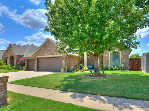 12405 Heathfield Lane, Oklahoma City, OK 73173