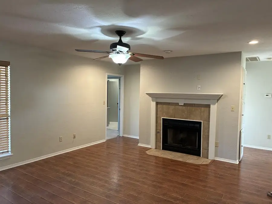2937 Laurel Circle, Altus, OK 73521 - #2