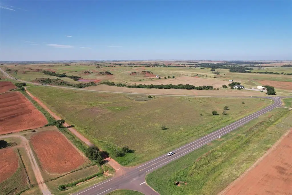 17 E 1040 & Hwy 73 Road, Foss, OK 73647 - #1