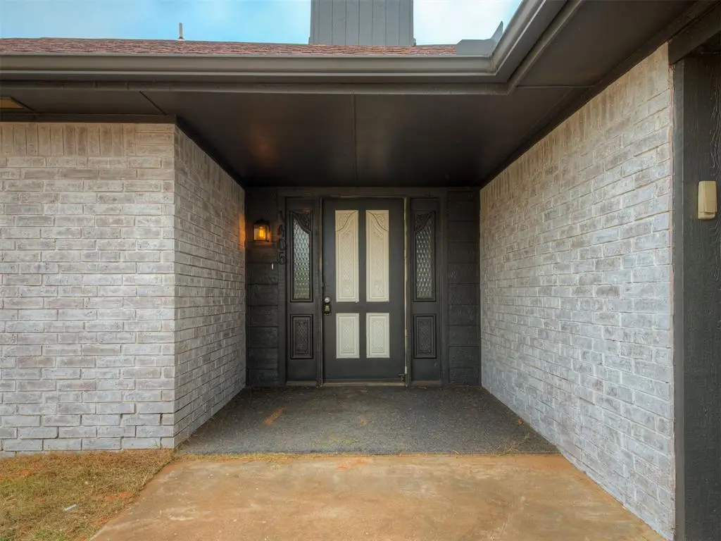 1406 E Bradley Street, Shawnee, OK 74804 - #1