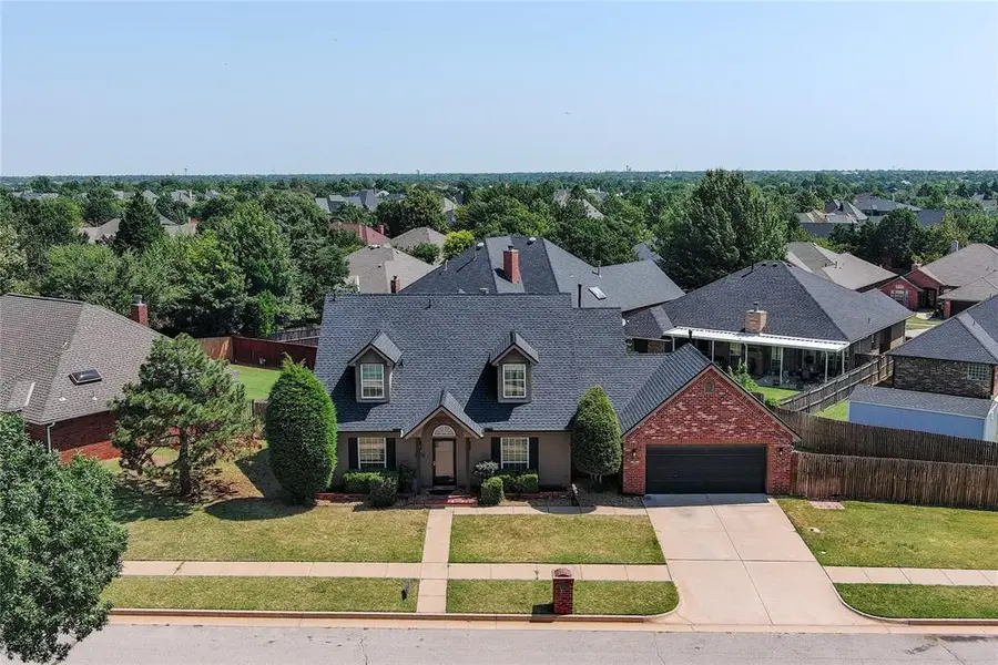 15604 Hyde Parke Drive, Edmond, OK 73013 - #2