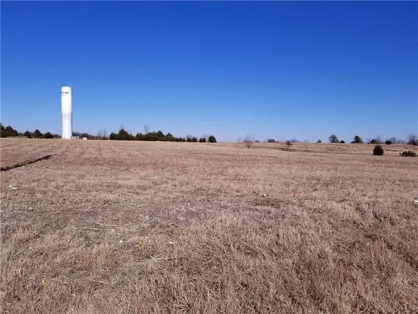 SE 29th Street, Harrah, OK 73045