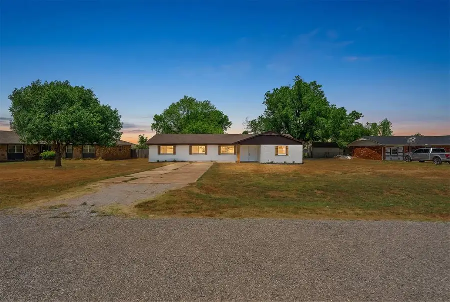 2024 E Robberts Avenue, Kingfisher, OK 73750 - #2