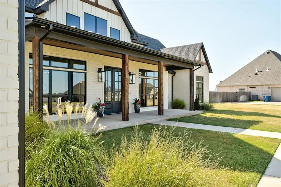 1034 Acclivis Way, Newcastle, OK 73065 - #2