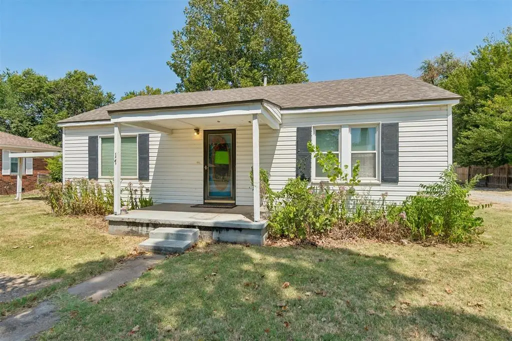 17 E 11th Street, Edmond, OK 73034 - #1