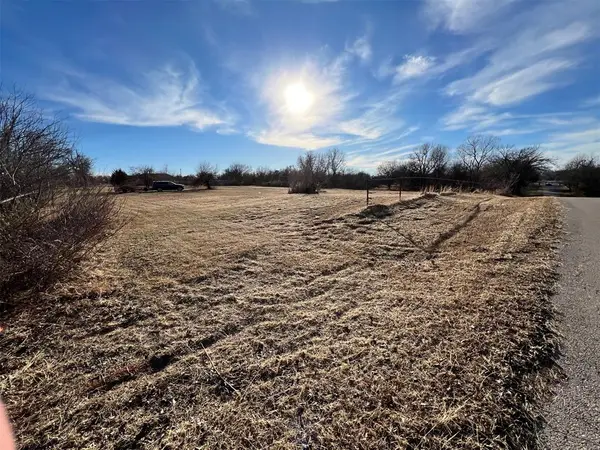 1800 Ranchwood Drive, Newcastle, OK 73065