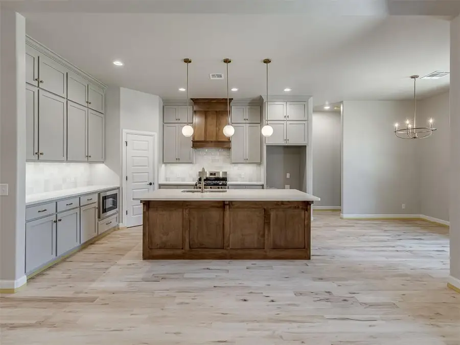 9320 SW 42nd Street, Oklahoma City, OK 73179 - #3