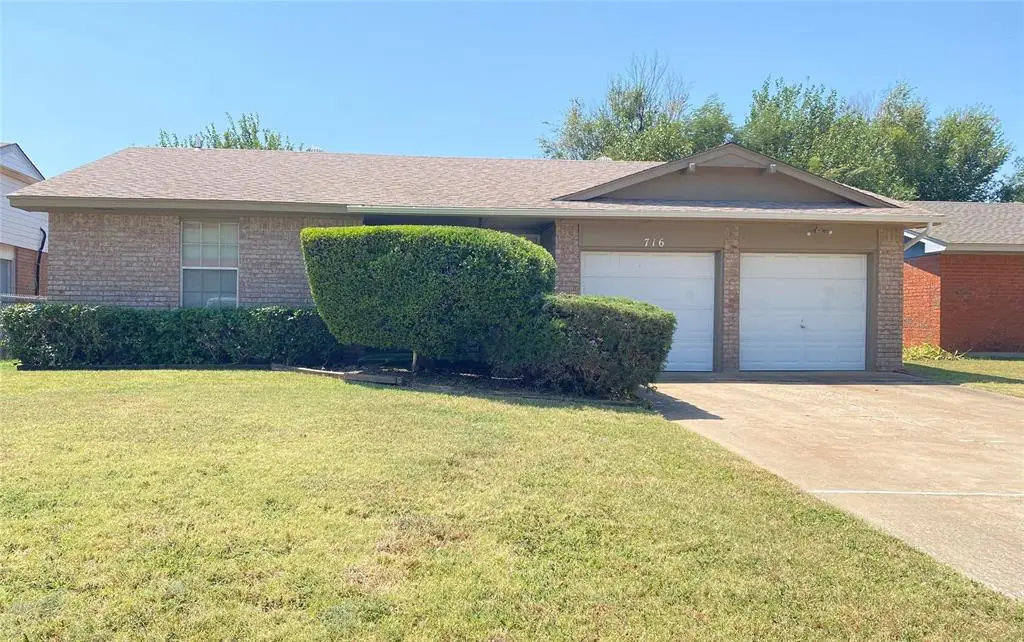 716 NW 17th Street, Moore, OK 73160 - #1