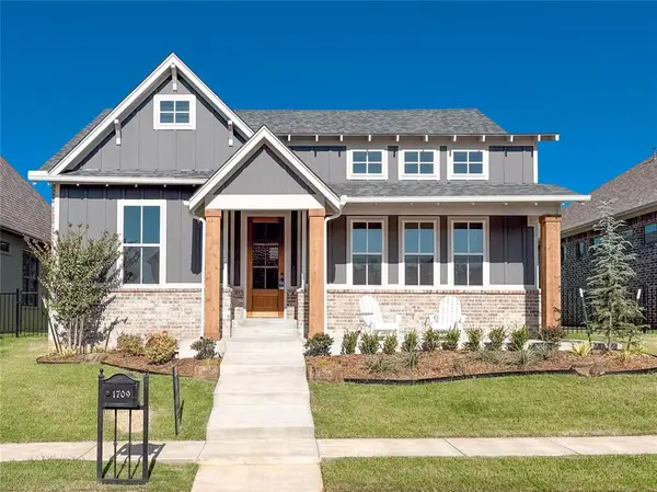 1709 Parkwood Avenue, Edmond, OK 73034