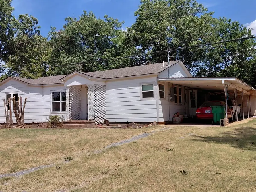 701 S Main Street, Grandfield, OK 73546 - #2