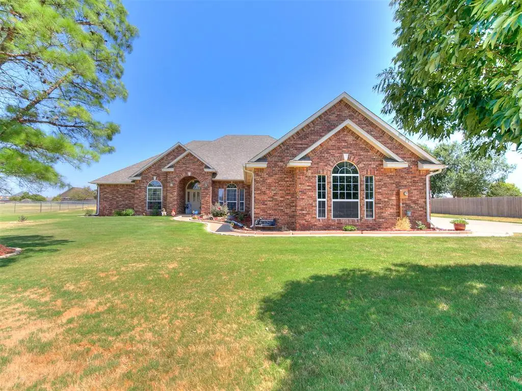 10712 Sundance Drive, Yukon, OK 73099 - #1