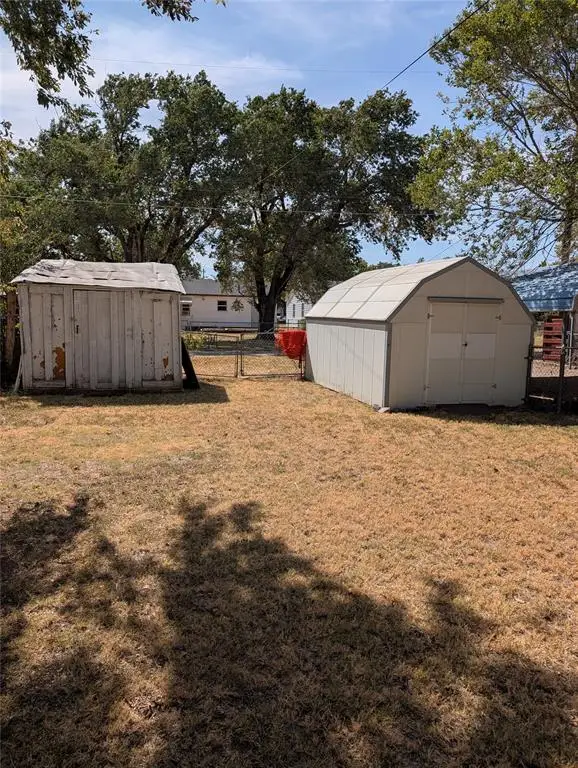 619 N Randlett Street, Hobart, OK 73651 - #3