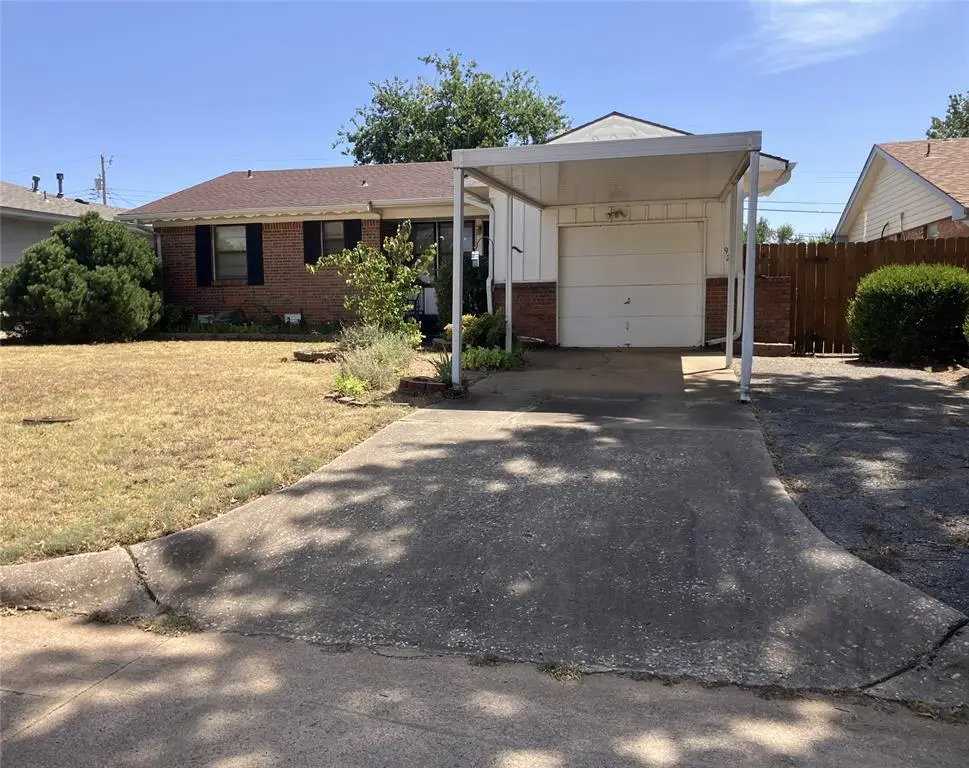 920 W Mitchell Drive, Oklahoma City, OK 73110 - #1