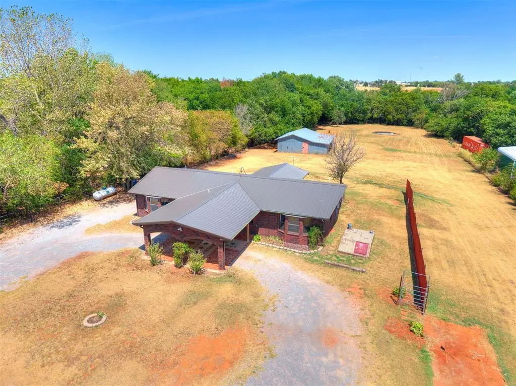 245 E Riddle Road, Chickasha, OK 73018 - #1