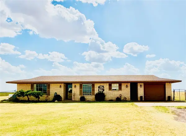 20886 E County Road 1642, Altus, OK 73521