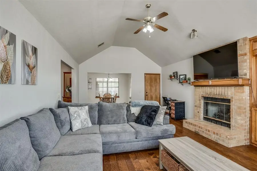 9925 Fox Fair Hollow, Midwest City, OK 73130 - #2