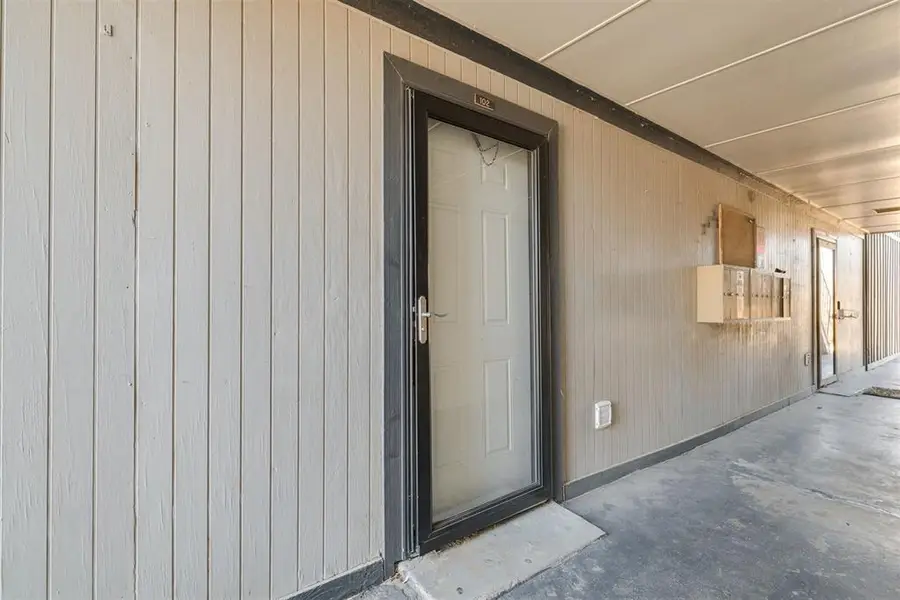 2628 N Ann Arbor Avenue #102, Oklahoma City, OK 73127 - #3